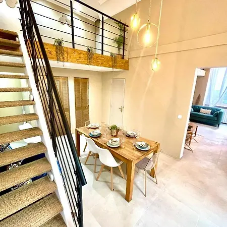 Apartment Spacious Loft, Duplex, Old Town, 3 Bedrooms - Easy Check-in *