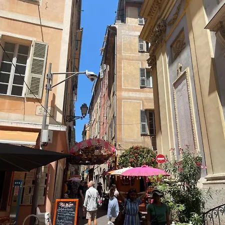 Spacious Loft, Duplex, Old Town, 3 Bedrooms - Easy Check-in * Nice